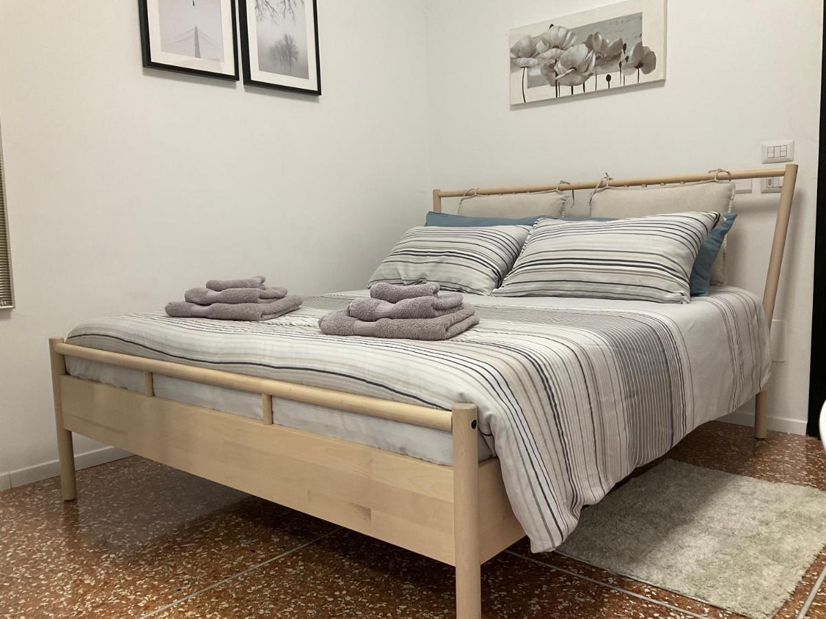Studio 25 Apartment - Near Metro M3 밀라노 외부 사진