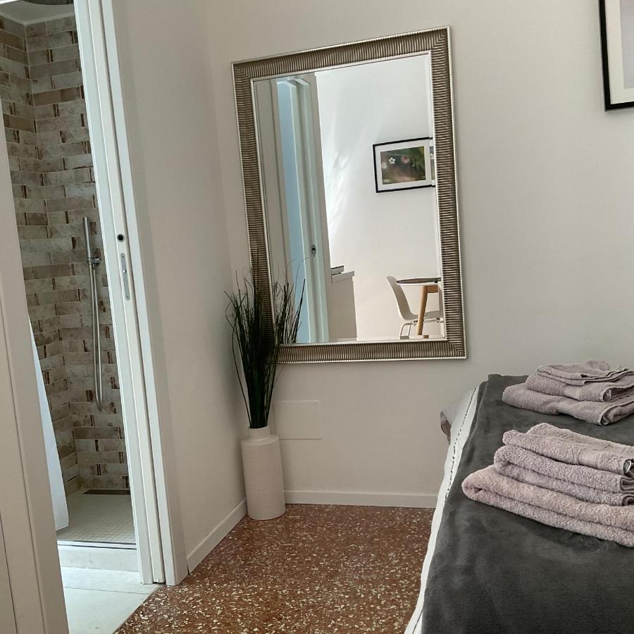 Studio 25 Apartment - Near Metro M3 밀라노 외부 사진